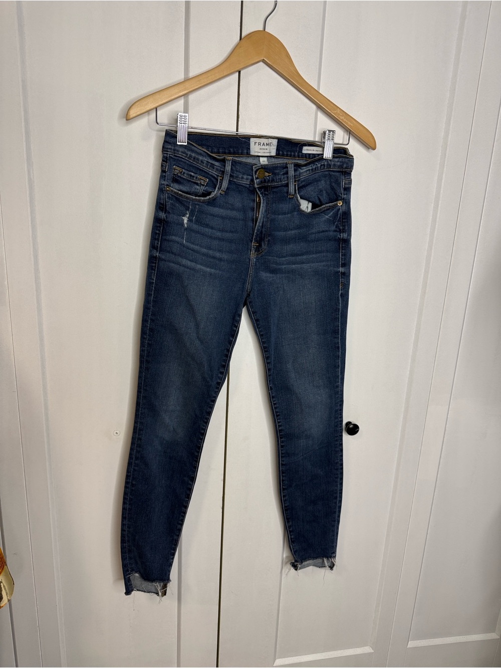 Frame Denim | Le Skinny de Jeanne Crop Dark Blue Jeans - distressed - 27